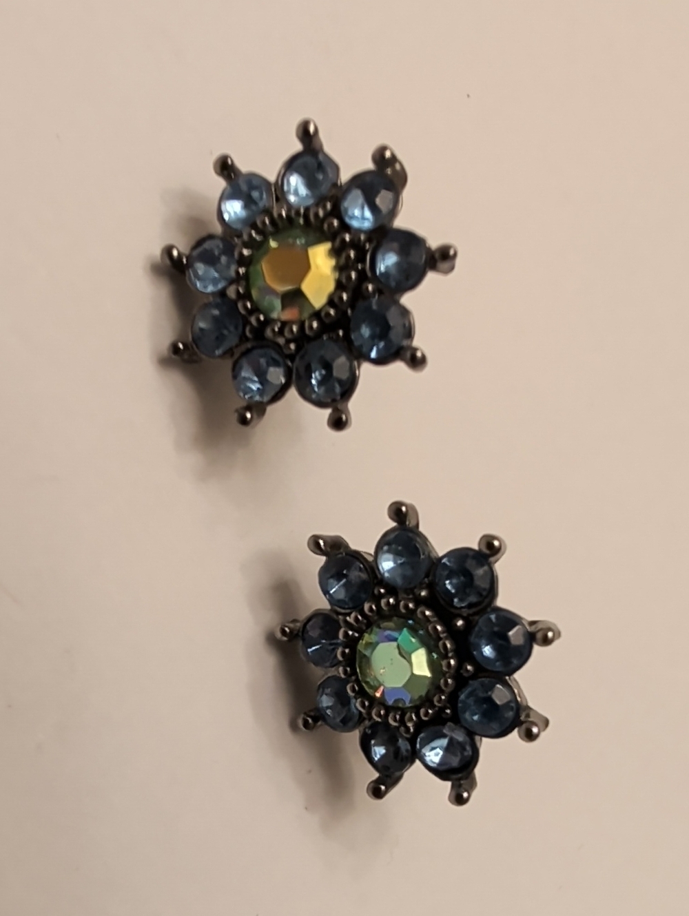 Avon Blue Crystal Flower Stud Earrings